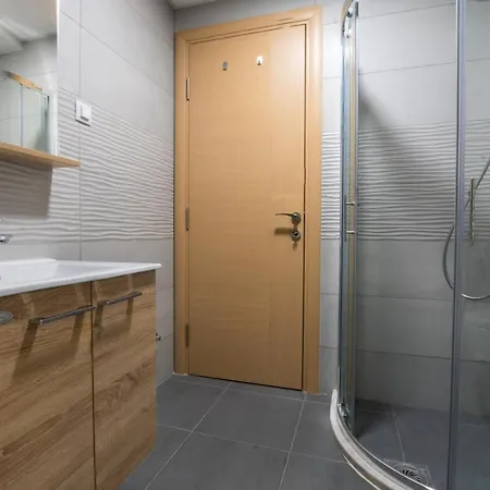 Luxury ǀ ǀ Residential Building ǀ Wifi * Скопье